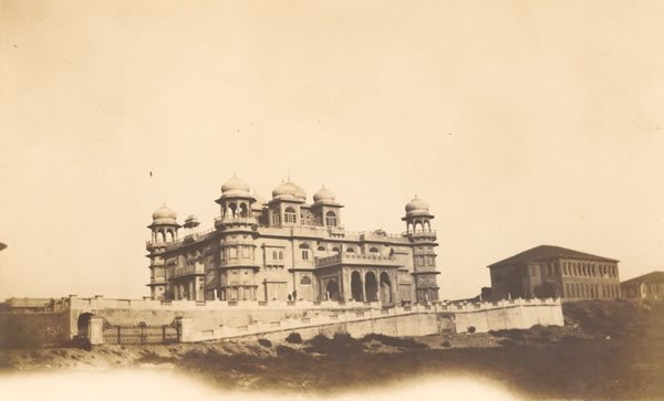 1999 : Karachi’s Historic Mohatta Palace Opened as a Museum  