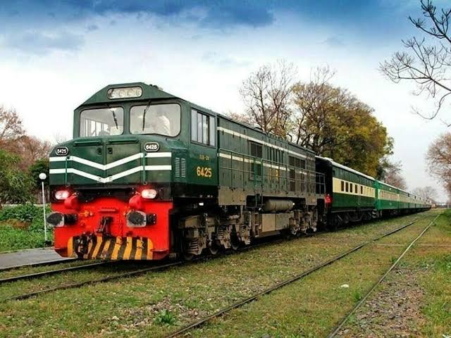 Government Has Reclaimed 200,000 Acres of Railways Land, Says Railways Minister