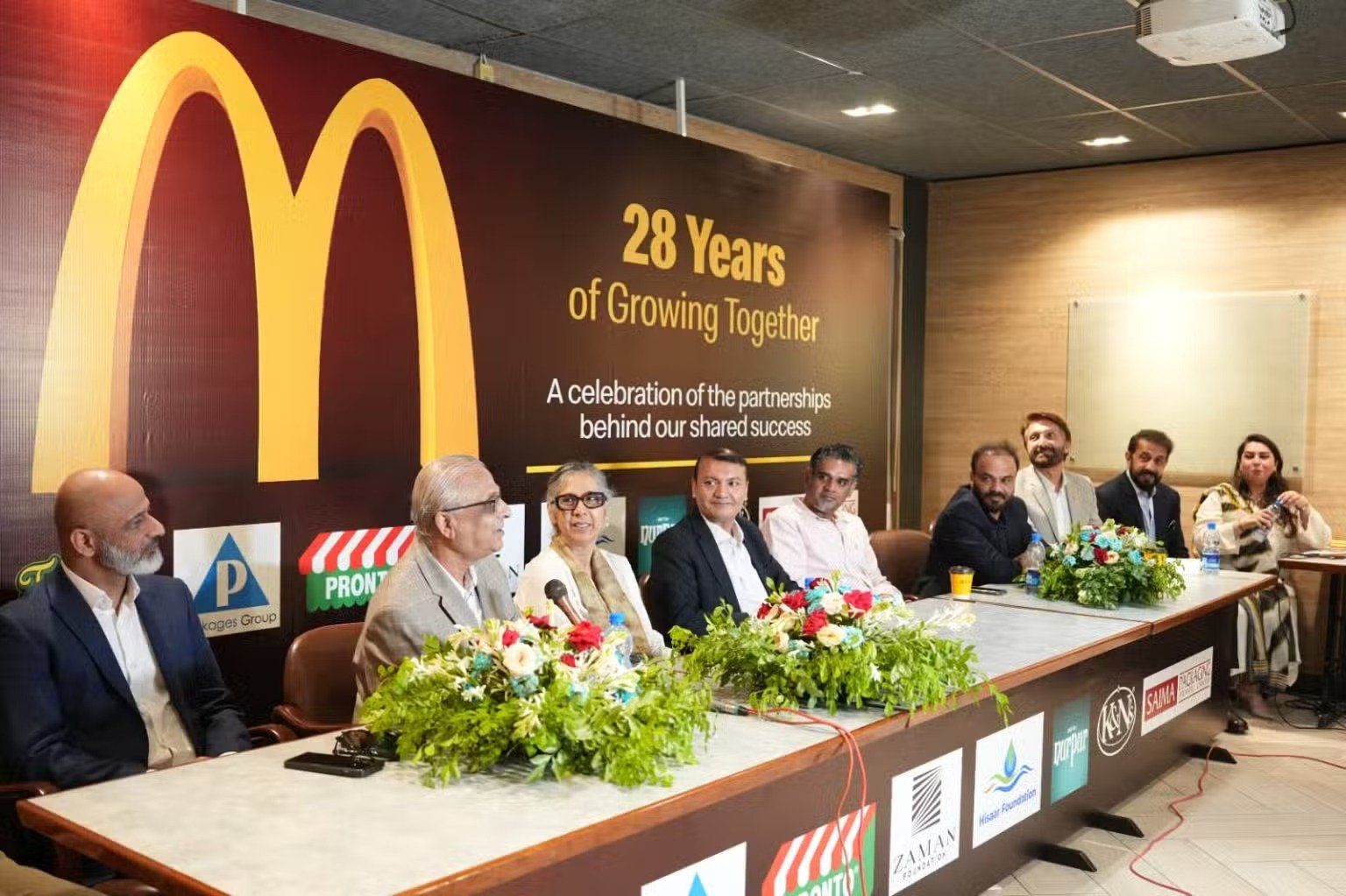 میک ڈونلڈز پاکستان کے 28 سال مکمل، مقامی شراکت داروں کی خدمات کو خراج تحسین