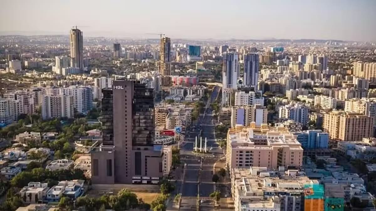 Sindh Withdraws Ban on Residential to Commercial Land Conversion in Karachi